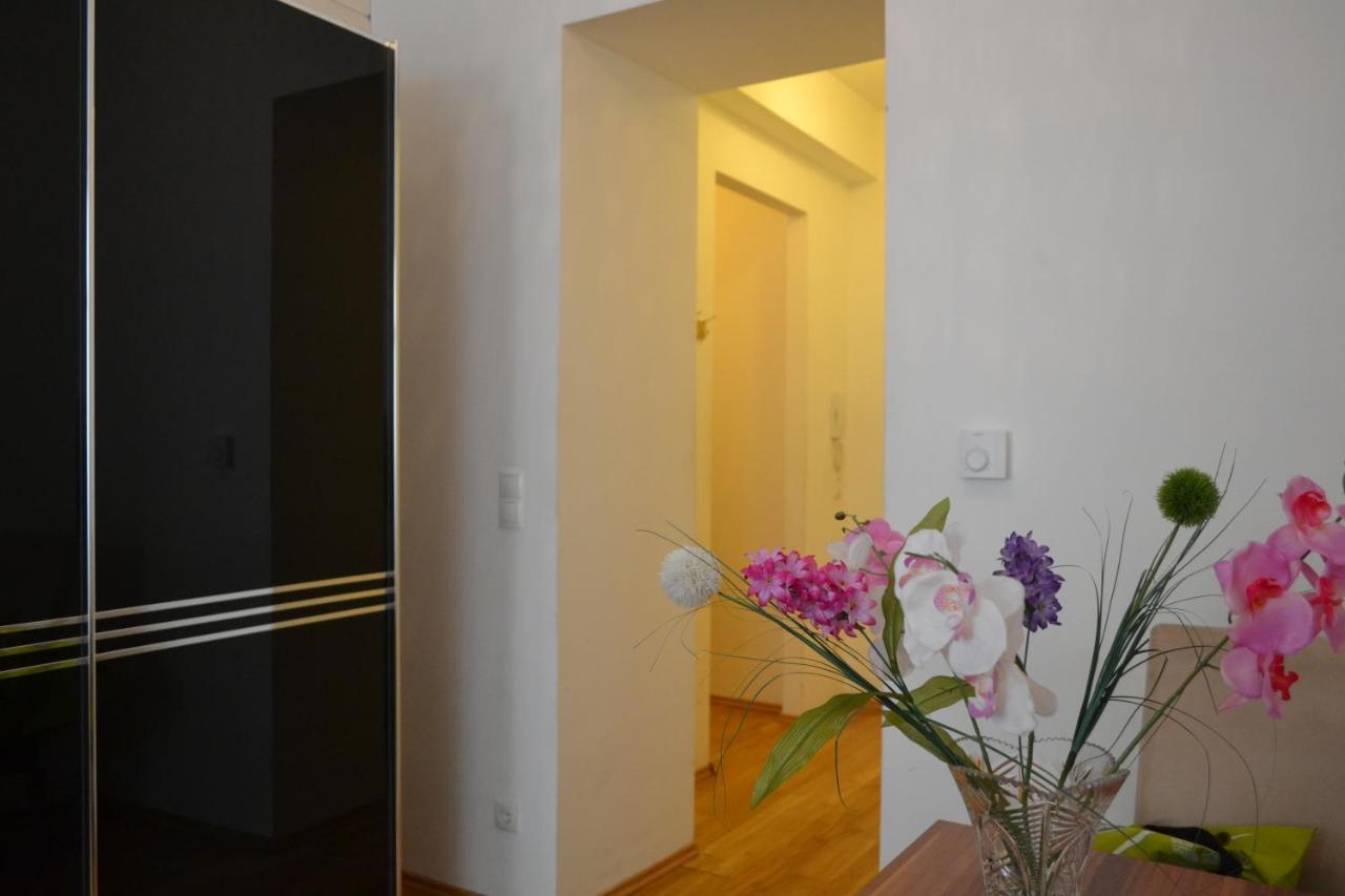 Goldfisch Apartment Taborstrasse Vienna Exterior photo